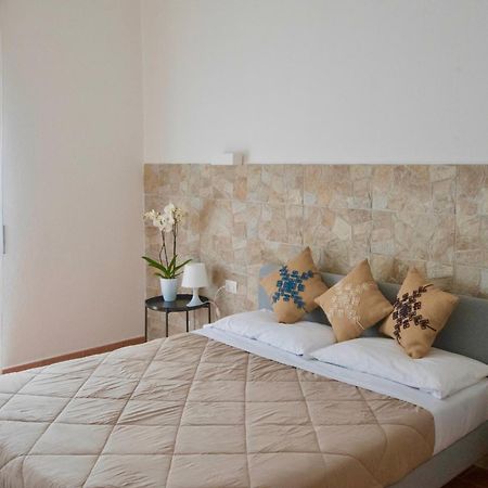 Albergo Ristorante Locanda Rosella Giba ภายนอก รูปภาพ
