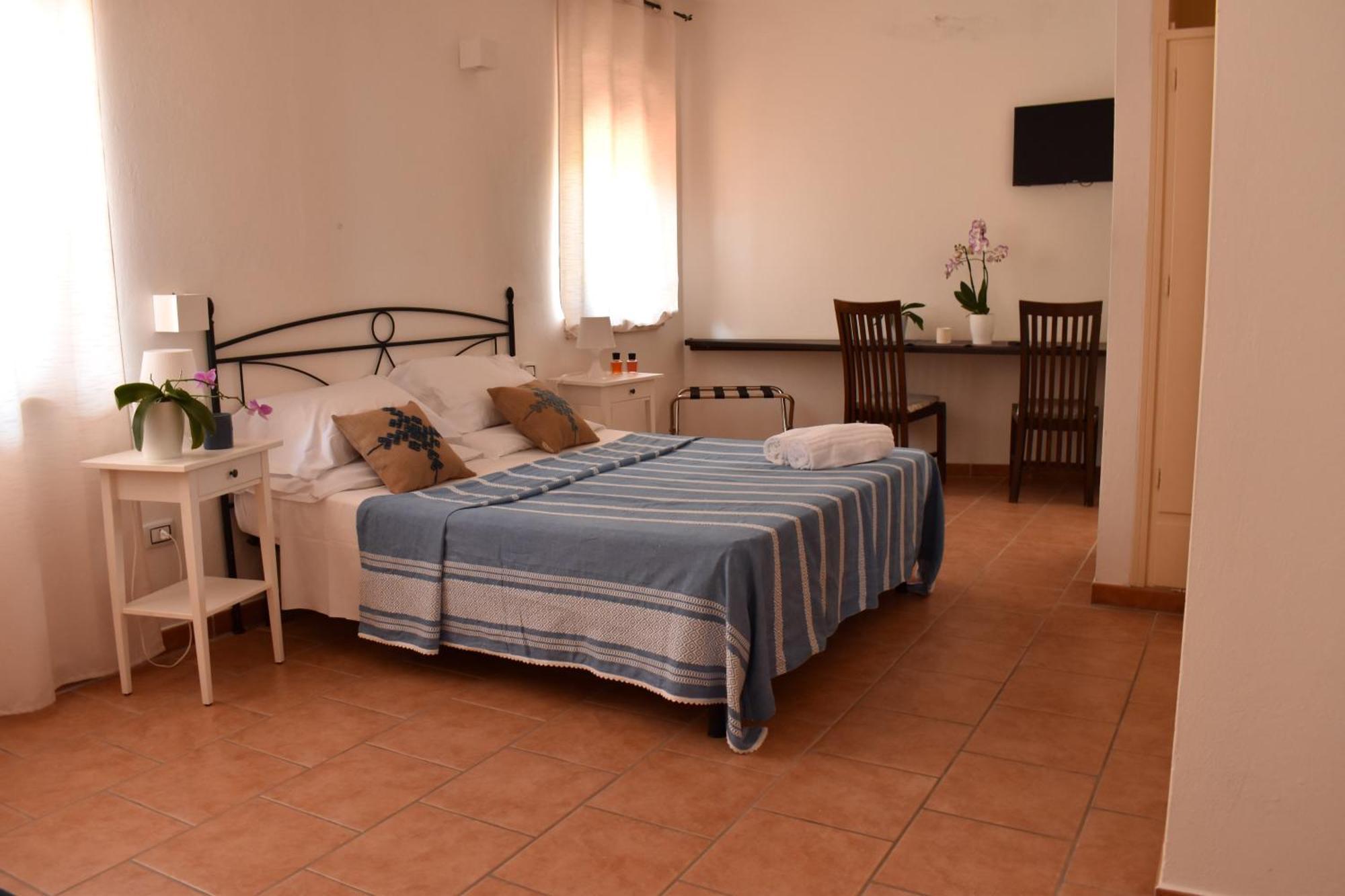Albergo Ristorante Locanda Rosella Giba ภายนอก รูปภาพ