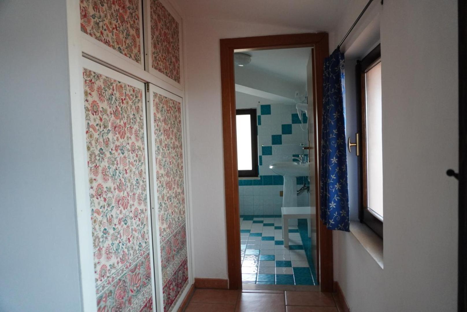 Albergo Ristorante Locanda Rosella Giba ภายนอก รูปภาพ
