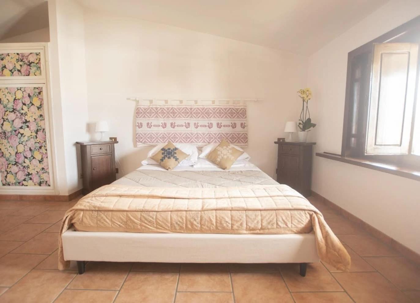 Albergo Ristorante Locanda Rosella Giba ภายนอก รูปภาพ